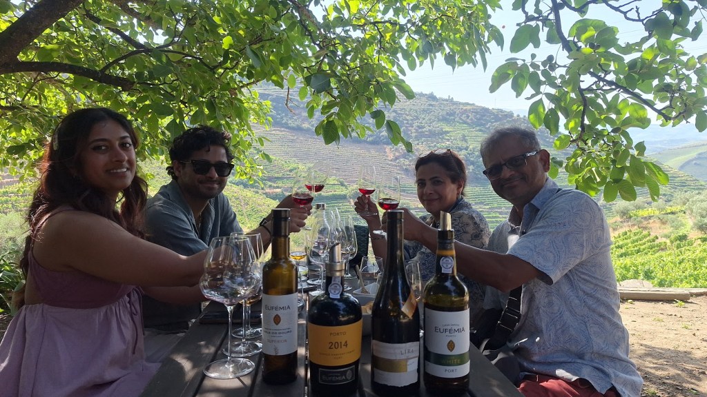 Family wine tasting in Douro Valley